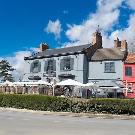 Grantham Arms Hotel Boroughbridge Buitenkant foto