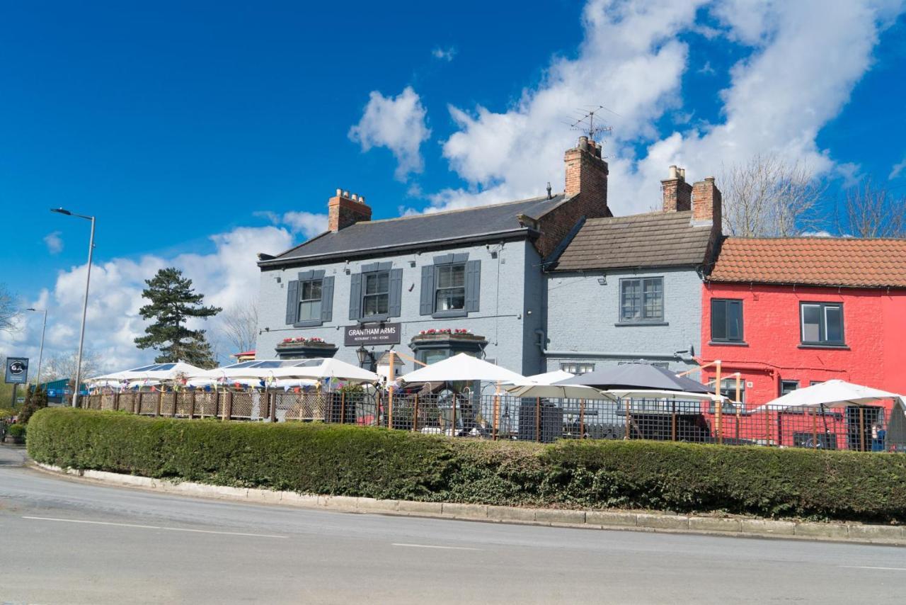 Grantham Arms Hotel Boroughbridge Buitenkant foto